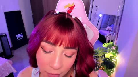 mia  nicolle online show from 04.15.26