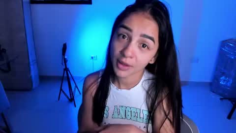 mia  nicolle online show from 06.25.26