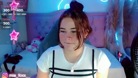 Mia online show from 10.23.25