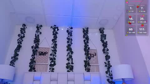 Mia online show from 03.04.25