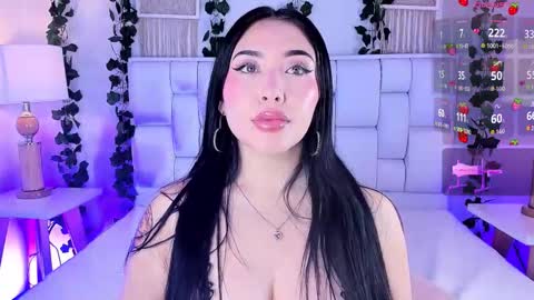 Mia online show from 11.15.25