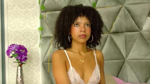 Snapshot of miaa_grace_ chatting on 02.09.26 MIIA online show from 02.09.26