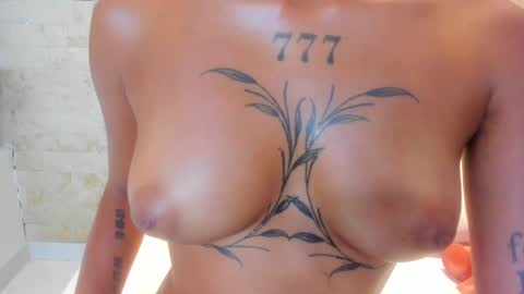 Miaa  online show from 02.14.25