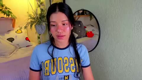 Snapshot of miaa_rose__ chatting on 01.31.25 Miaa online show from 01.31.25