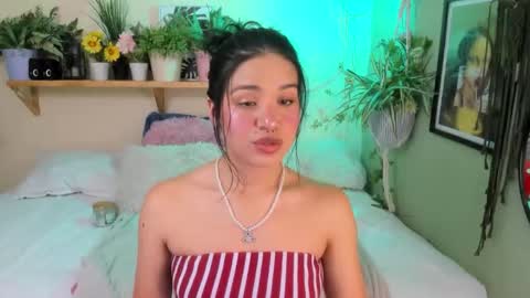Snapshot of miaa_rose__ chatting on 09.09.25 Miaa online show from 09.09.25