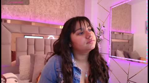 miaa_smiith1 online show from 01.20.25