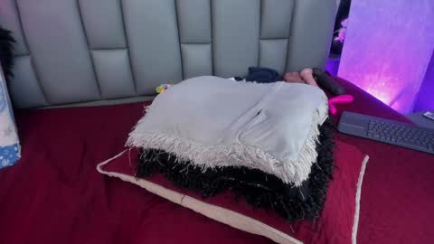 Snapshot of miaabrown__ chatting on 01.23.25 Mia online show from 01.23.25