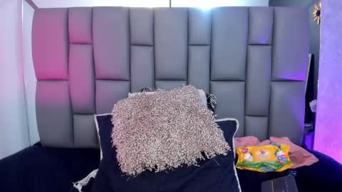 Snapshot of miaabrown__ chatting on 02.27.25 Mia online show from 02.27.25