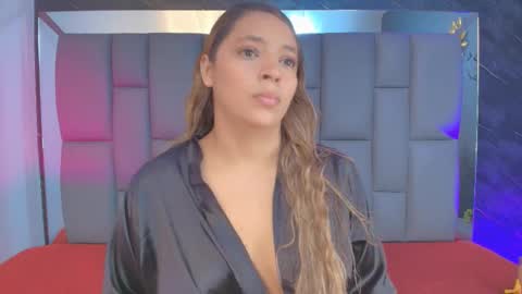 Snapshot of miaabrown__ chatting on 09.23.25 Mia online show from 09.23.25