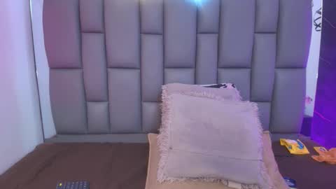 Mia online show from 01.16.26