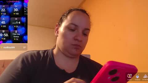 Snapshot of miaabrownn chatting on 03.04.25 MIA online show from 03.04.25