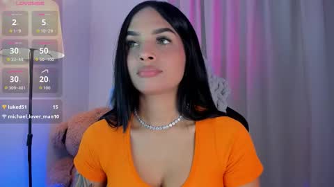 Snapshot of miaagomez chatting on 11.05.25 Mia online show from 11.05.25