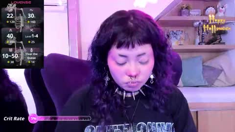 Mia online show from 10.29.25