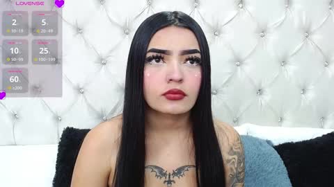Snapshot of miaasmiith_ chatting on 09.16.25 Alexandra online show from 09.16.25