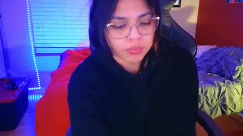 Mia online show from 01.26.25