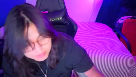 Mia online show from 02.16.26