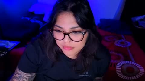 Snapshot of miacanela_xo chatting on 06.22.26 Mia online show from 06.22.26