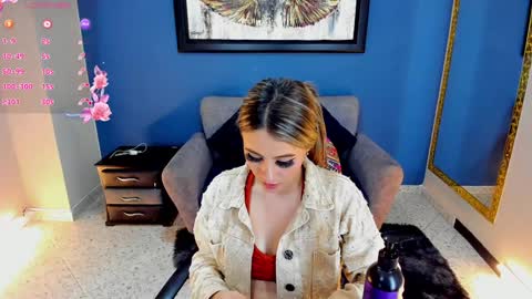 Snapshot of miacarperrlux chatting on 02.26.25 MiaCarper online show from 02.26.25