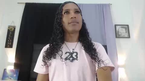 MiaCoock online show from 11.05.25