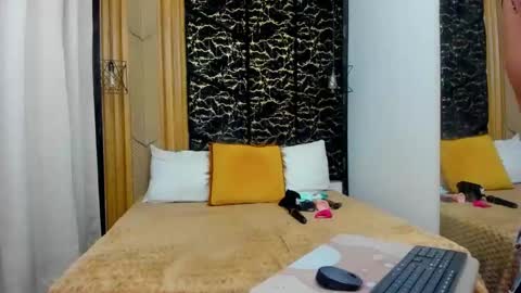 MiaCours online show from 02.19.26