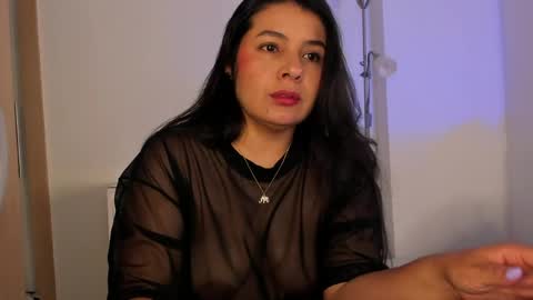 IG Yojanagomez  online show from 05.25.26