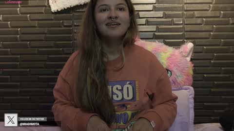 Mia online show from 12.28.24