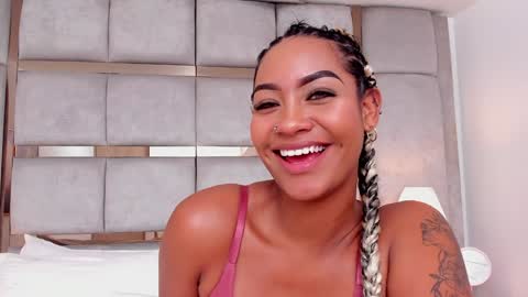 Call me Mia online show from 01.16.25