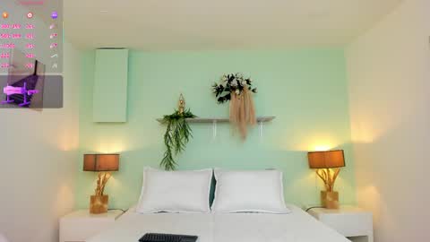 Call me Mia online show from 04.15.26