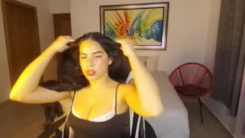 Snapshot of miafunny5 chatting on 11.12.25 miafunny5 online show from 11.12.25