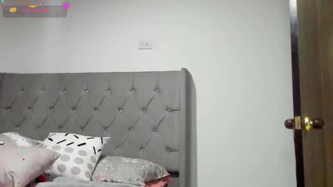 Snapshot of miagonzal chatting on 10.21.25 Mia online show from 10.21.25