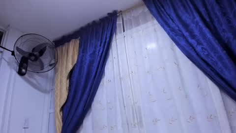 Miah Collins online show from 03.06.25