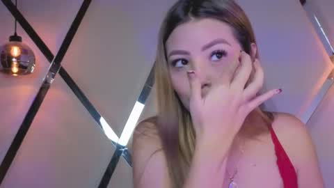 miah_stewart online show from 02.20.26