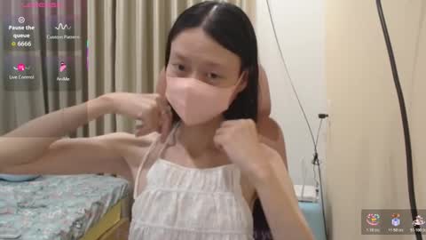 miahchan68 online show from 11.26.25