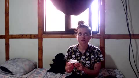 Mia  Sam online show from 12.18.25