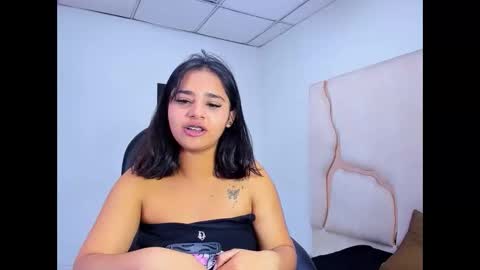 miahsex69 online show from 11.30.25