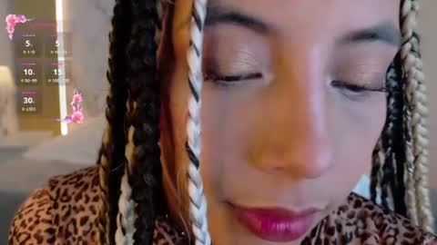 Snapshot of miajones_blowjob chatting on 06.21.26 miajones blowjob online show from 06.21.26
