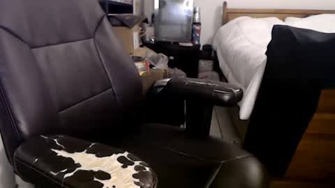 Mark online show from 02.13.25