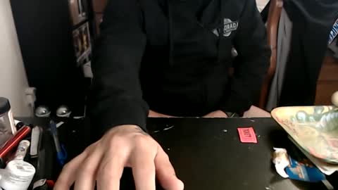 Snapshot of miaking chatting on 02.04.26 Mark online show from 02.04.26