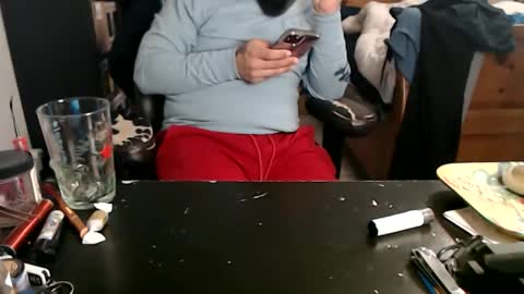 Snapshot of miaking chatting on 02.10.26 Mark online show from 02.10.26