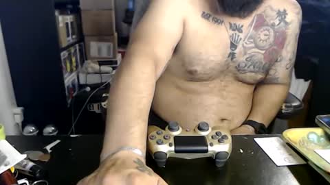 Snapshot of miaking chatting on 02.27.26 Mark online show from 02.27.26