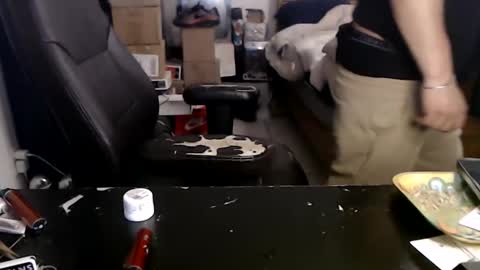 Snapshot of miaking chatting on 03.01.26 Mark online show from 03.01.26