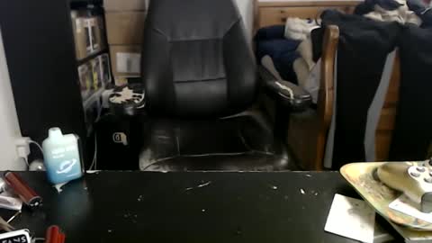 Snapshot of miaking chatting on 03.02.26 Mark online show from 03.02.26