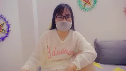 Mia online show from 10.05.25