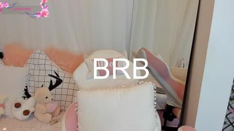 mia 600am-1000am Colombia time online show from 11.16.25