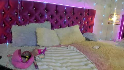 miamiller22 online show from 12.20.25