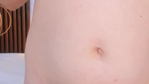 Mia  online show from 01.26.25