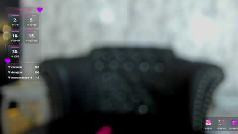 Mia   -5 7001400 Follow  online show from 02.05.25