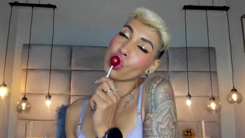 Mia Morgann online show from 01.13.25