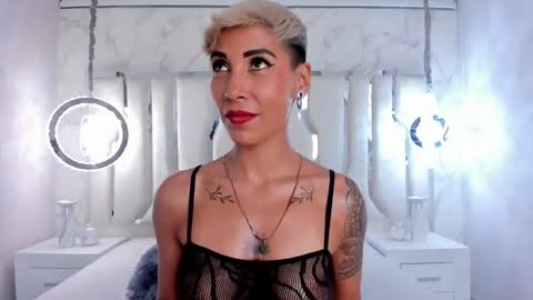 Mia Morgann online show from 02.27.25