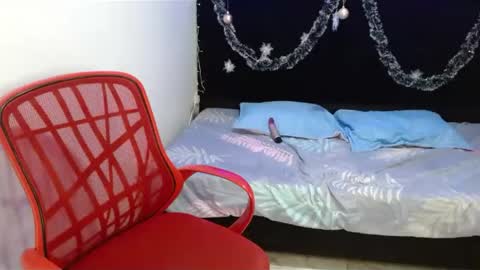 Mia Peyton   online show from 12.06.24